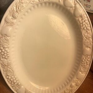StoneLite Cream Colored Embossed Oval Platter